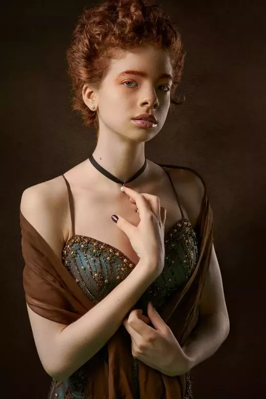 How to Style Necklaces for Different Occasions and Outfits